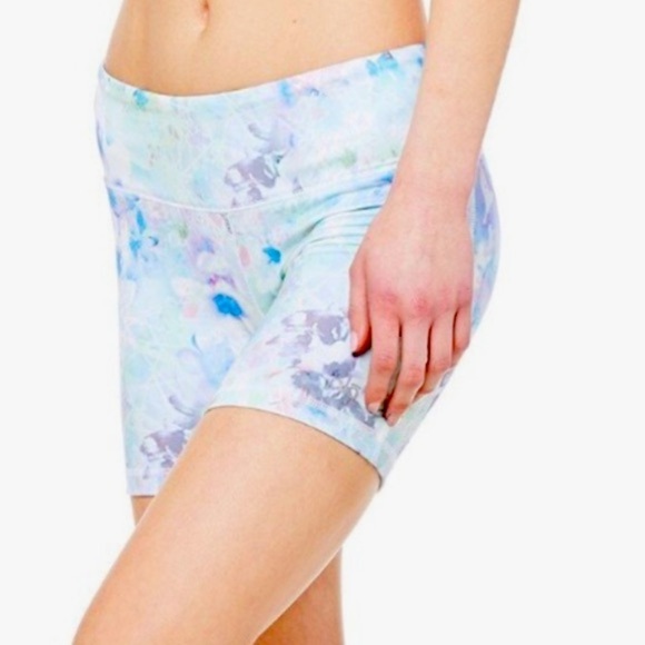 ALO Yoga Pants - Alo Yoga Floral Glo Watercolor Printed Biker Shorts, Medium